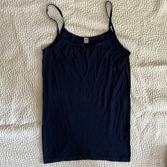 Uniqlo top - Picture 4 of 6